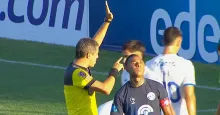 Sebastián Villa protagonizó un desafortunado blooper en la derrota de Independiente Rivadavia ante Tigre