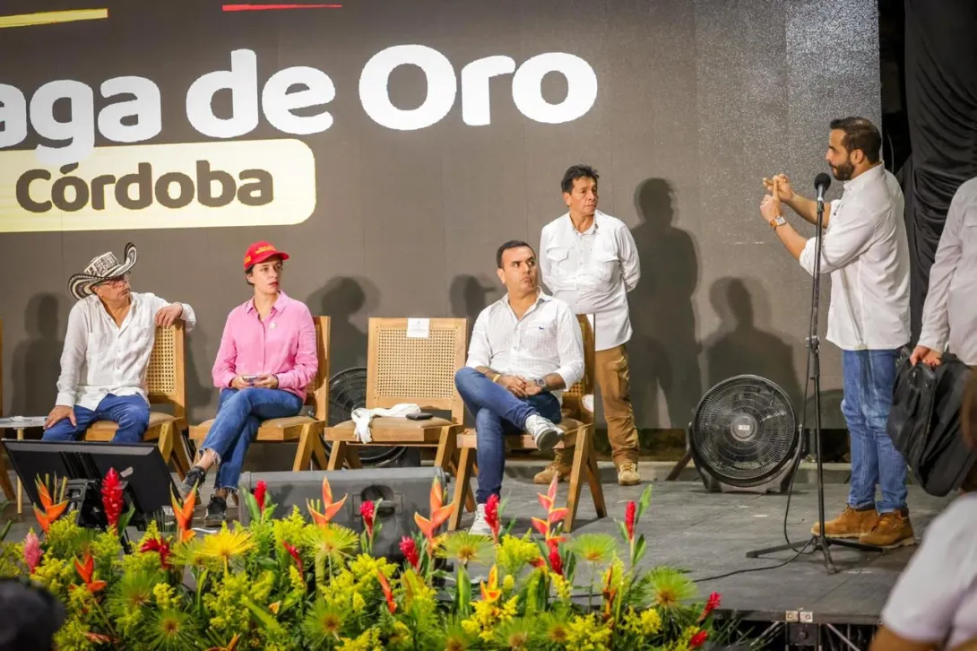 Gustavo Petro durante su visita al departamento de Córdoba.