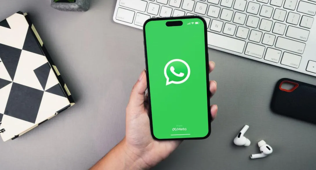 WhatsApp alista una actualización para iPhone, con la que permitirá manejar varias cuentas con un solo celular. Esta función ya existían en Android.