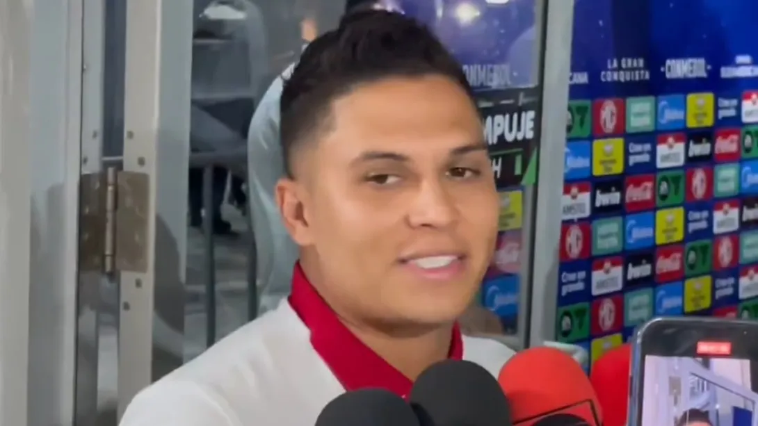 Juan Fernando Quintero hablando en zona mixta tras el Junior vs. América.