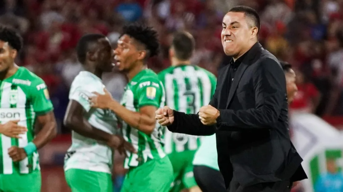 Efraín Juárez en su paso exitoso por Atlético Nacional