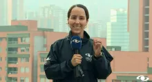 Erika Zapata puso a reír a televidentes de Noticias Caracol por tildar de "mero descaro" a ladrón en Antioquia: video y cómo contó la noticia