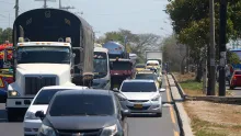 En un hecho reciente, la Policía capturó a dos hombres. Ambos registran anotaciones judiciales.