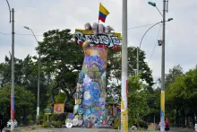 Si un vecino construye en un lote que no le pertenece, la ley aclara qué se puede hacer en estos casos para evitar líos. Hay límite.