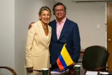 Presidente Gustavo Petro y la vicepresidenta segunda y ministra de Trabajo de España, Yolanda Díaz.