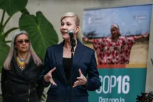 Bogotá. Febrero 22 de 2024. La ministra de Ambiente, Susana Muhamad junto a la gobernadora del Valle, Dilian Francisca Toro y el alcalde de Cali, Alejandro Éder, participaron del primer comité directivo de la COP16, donde se revisaron los primeros compromisos para la organización del evento en la ciudad de Cali. (Colprensa - John Paz)