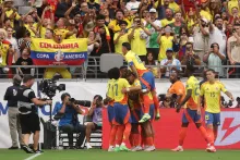 Jhon Córdoba celebrando uno de sus goles con la Selección Colombia en Copa América