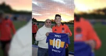 Mauricio Serna y James Rodríguez en la sede de Boca Juniors.