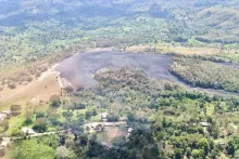 Vista aérea del volcán de lodo en Turbo, Antioquia.