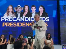 El expresidente Álvaro Uribe presentó las conclusión del foro de precandidatos del Centro Democrático en Barranquilla.