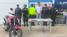 El hombre habría asesinado a su pareja con un casco de motocicleta.