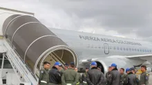 La aeronave despegó rumbo a San Diego, California y trasladará a 110 colombianos.