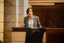 Con la participación de distintas comunidades del territorio nacional, expertos y la ministra de Ambiente y Desarrollo Sostenible Susana Muhamad se llevó a cabo la Audiencia Pública sobre la prohibición del fracking y los yacimientos no convencionales en Colombia, en el Congreso.