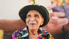 Ismael Escorcia Medina, el hombre detrás del icónico disfraz fue homenajeado en su cumpleaños 95.