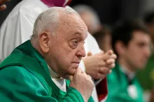 Papa Francisco en misa en el Vaticano.