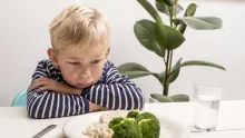 La pediatra Judith Ho es experta en tratar ‘picky eaters’ o niños quisquillosos para comer.