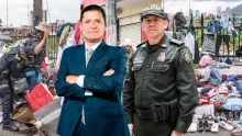 El secretario de Seguridad, César Restrepo, y el general Giovanni Cristancho han visitado la zona de los atentados junto con efectivos de la Policía.