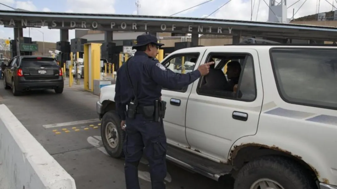 CBP tiene un mapa en el cual se puede consultar su puerto de entrada y paso fronterizo más cercano.