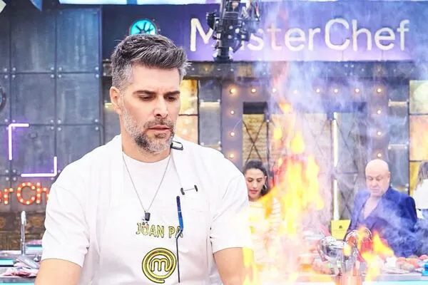 Juan Pablo Llano de 'Masterchef Celebrity', ha sido modelo, actor y ha participado en grandes proyectos como 'El Desafío' y 'Sin senos sí hay paraíso'.