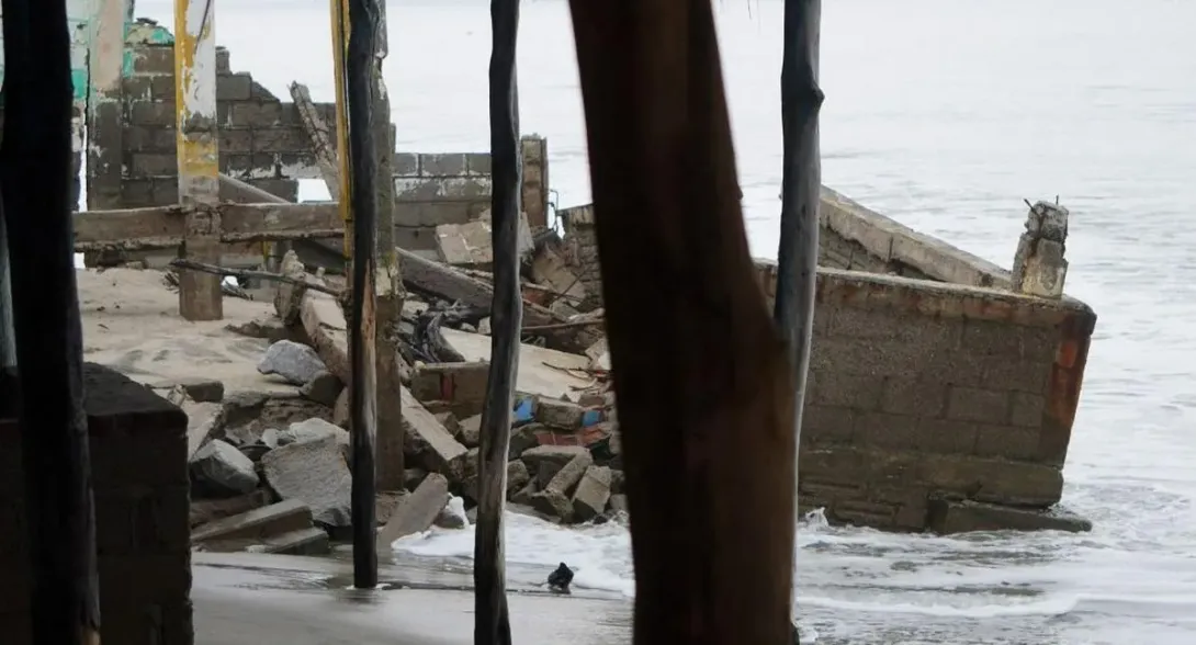 En México la s autoridades alertaron por fuertes lluvias que deja la llegada de Huracán John que tocó tierra en Lobo Guerrero