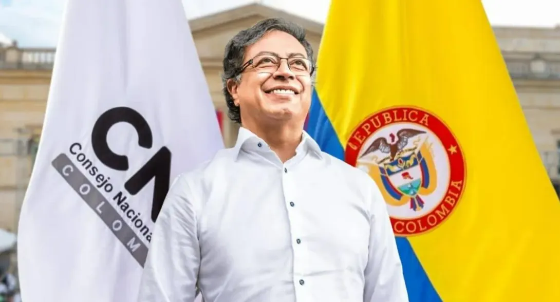 CNE formuló pliego de cargos a Gustavo Petro y dicen qué pasará con su Gobierno actual. Explican qué pasará si continúa la investigación.