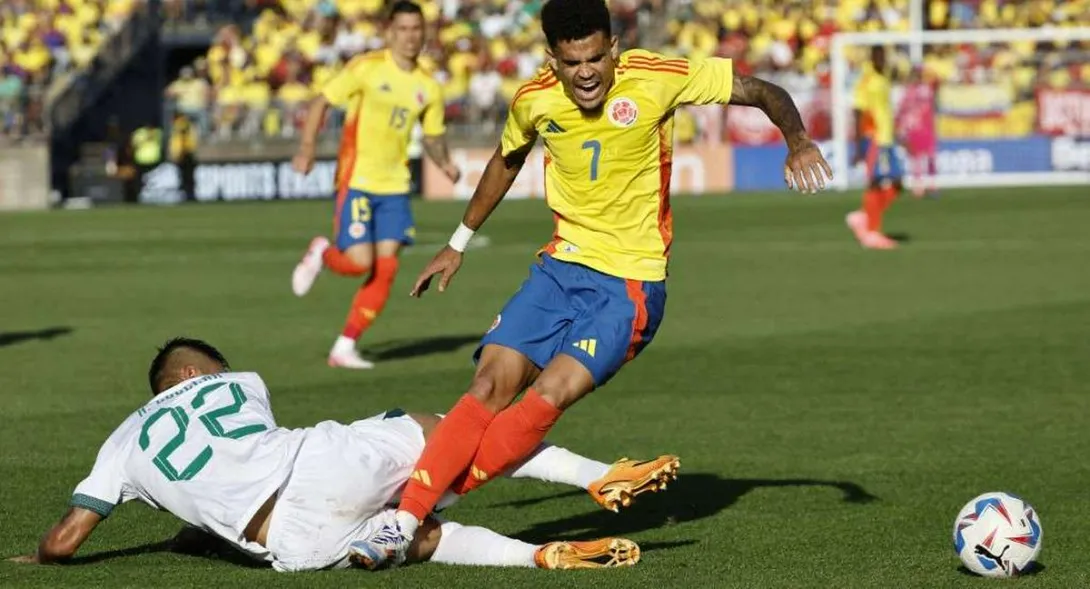 Cuál es la altura de El Alto, estadio de Bolivia en Eliminatorias | Qué causa la altitud en los futbolistas | Cuántas personas caben en estadio de El Alto