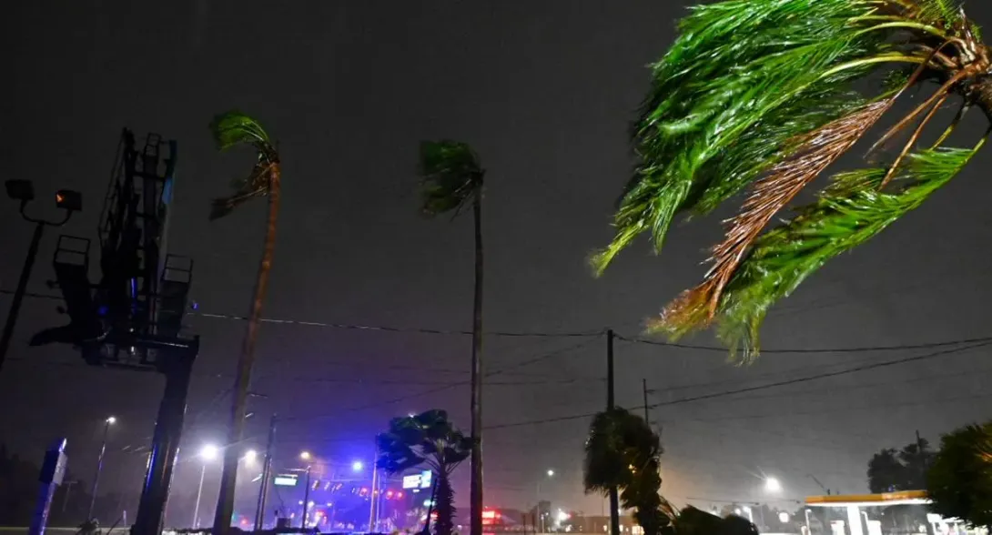 El sheriff de St.Lucie habló de "múltiples muertes" y aseguró que una de las infraestructuras más afectadas fue una que alberga a adultos mayores.