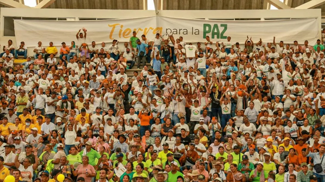 Por primera vez en la historia del país se hace una entrega tan grande de tierras a las comunidades.