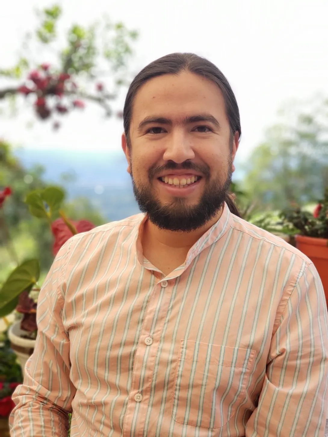 Sergio Chaparro es el coordinador internacional de De Justicia y uno de los líderes que representa a Colombia en la COP16.