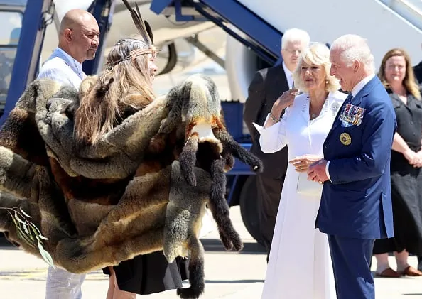 El Rey Carlos III y la reina Camila llegaron a Samoa después de seis días en Australia.