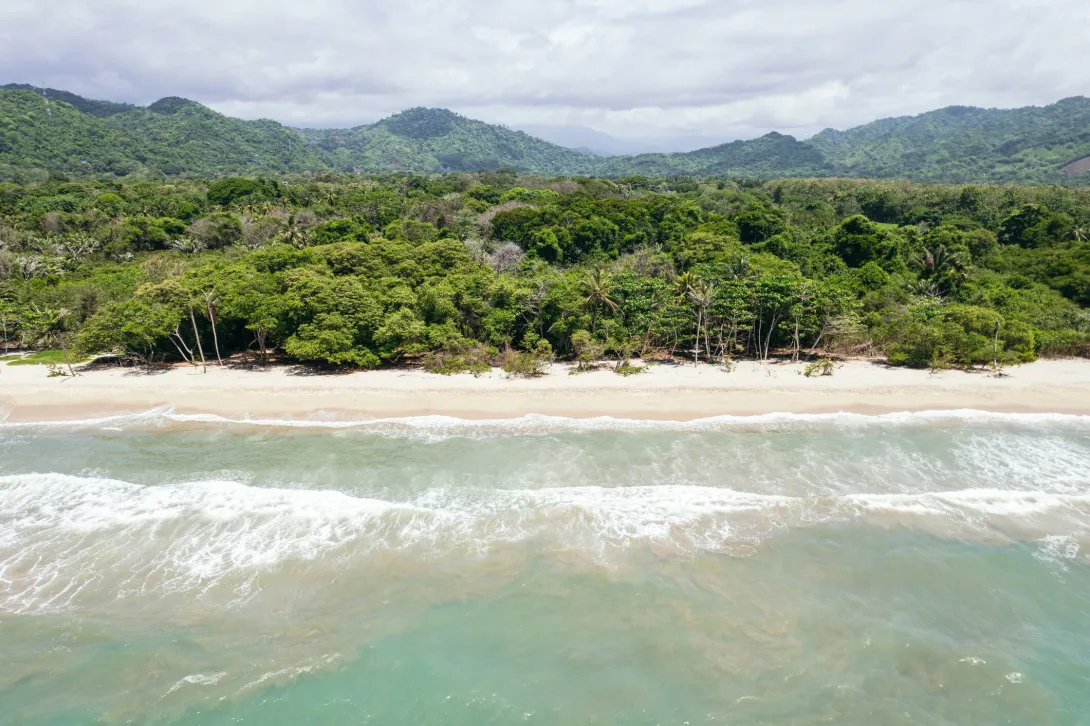 La playa Palomino, en La Guajira, es considerada una de las más económicas de Colombia.