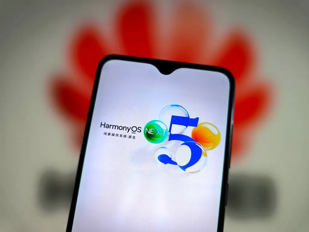 Huawei ha hecho oficial el lanzamiento de HarmonyOS NEXT, un sistema operativo móvil que marca el final de su relación con Android.