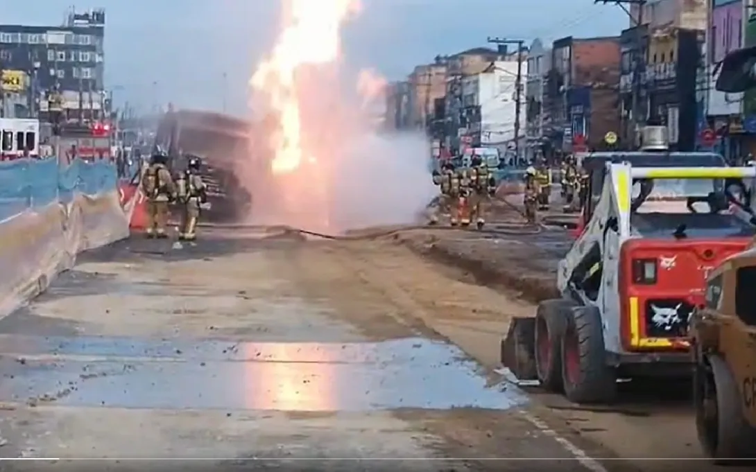 La explosión se registró en la Av. Primero de Mayo con carrera 67.