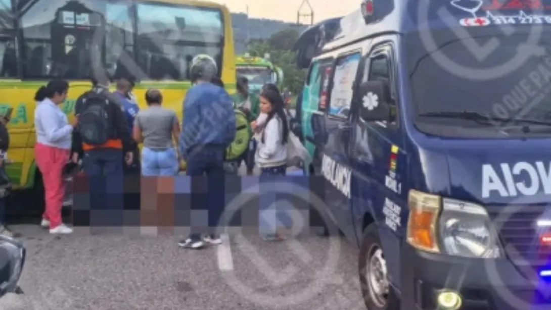 Motociclista falleció tras chocar con un bus en Vijagual, Bucaramanga. Autoridades investigan el trágico accidente ocurrido este 30 de octubre.