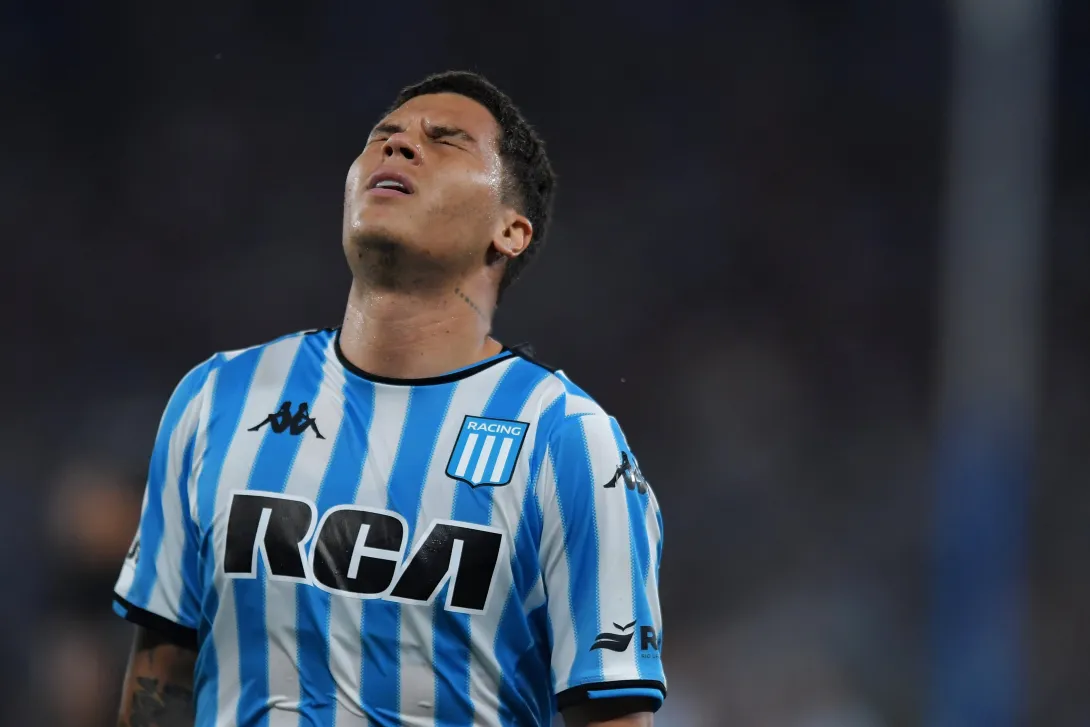 Juan Fernando Quintero reacciona durante el partido de Racing vs. Corinthians