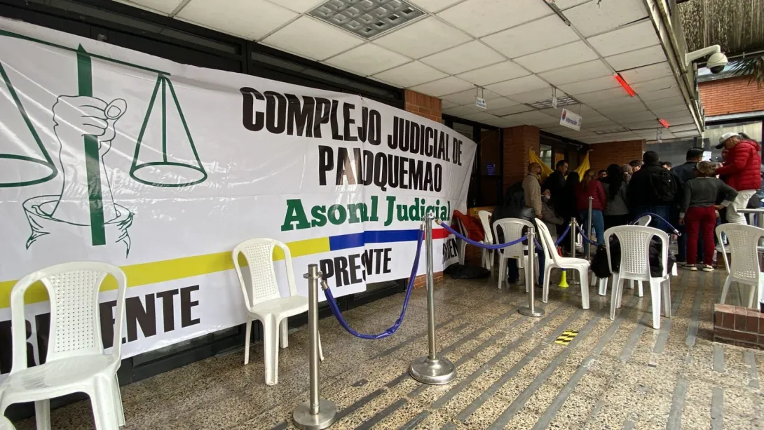 Conozca cuál es la forma correcta de decir qué hora es o qué horas son y cuándo son las 6 si se dice correctamente tarde o noche.