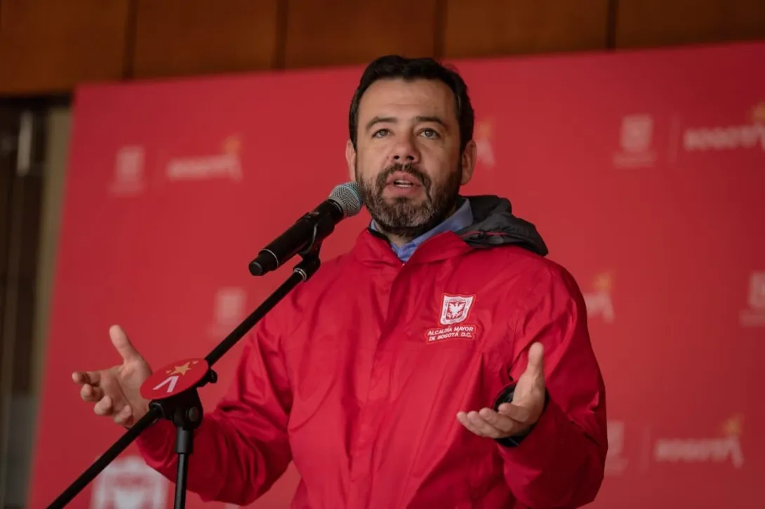 El alcalde de Bogotá, Carlos Fernando Galán hizo el anuncio oficial.