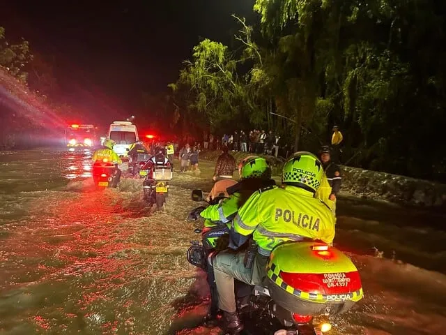 La autopista Norte quedó inundada.