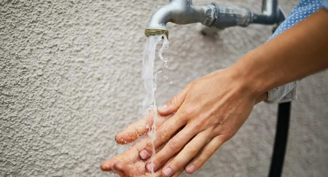 Así será el turno de racionamiento de agua en Bogotá para hoy viernes 8 de noviembre. Conozca qué barrios tendrán la restricción.