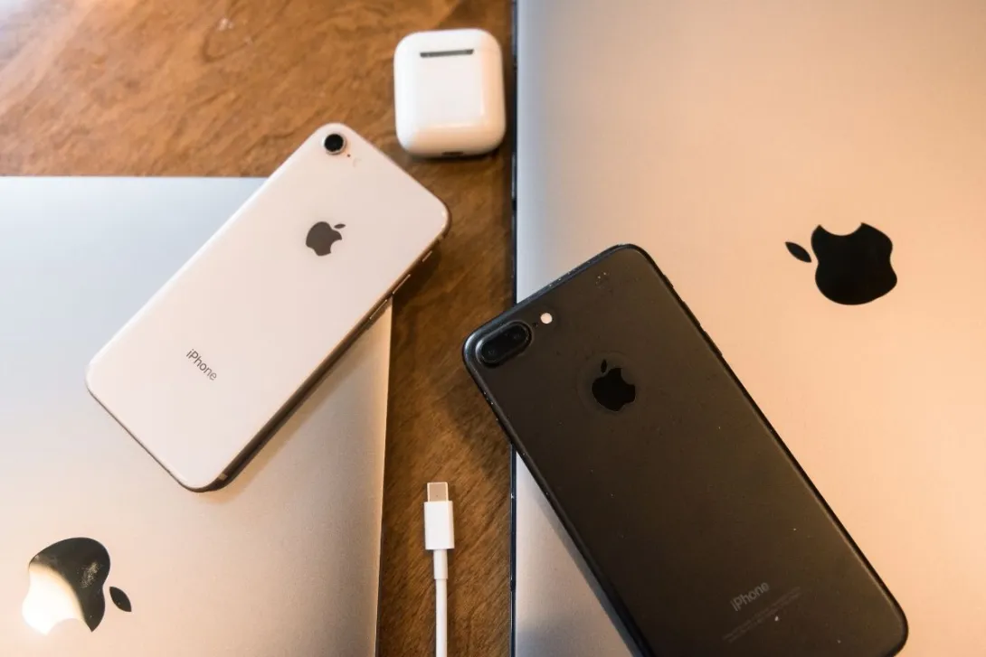 Apple abrrió vacante para punto de venta en Bogotá. Si le gusta la tecnología este trabajo podría ser para usted. Requisitos y guía ya disponibles.