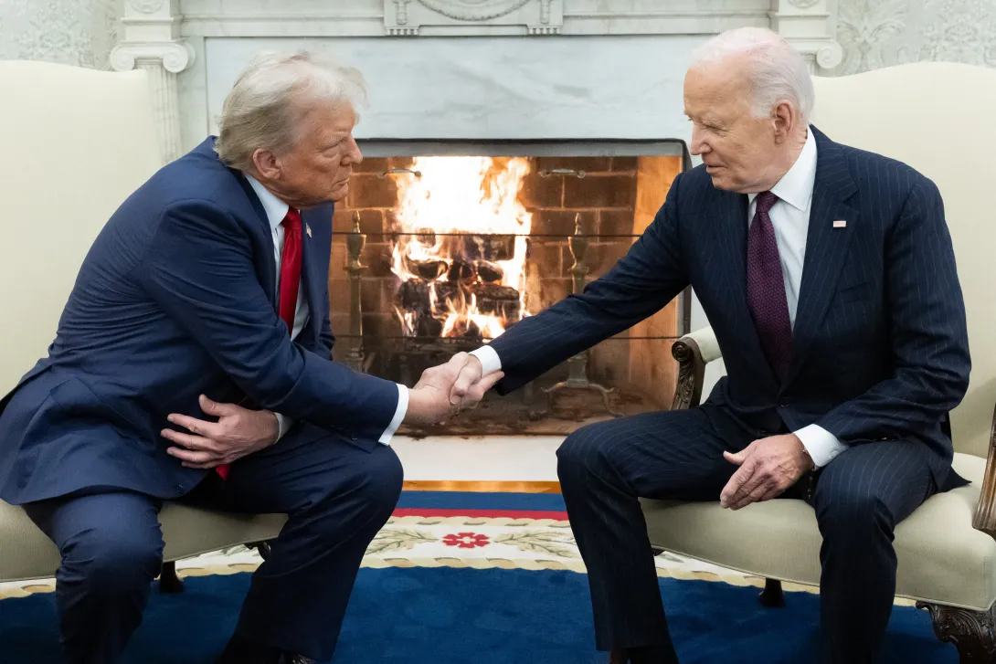 Joe Biden y Donald Trump se encuentran en la Casa Blanca.