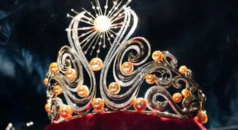 Miss Universe presentó la nueva corona para la edición número 73 del año 2024.