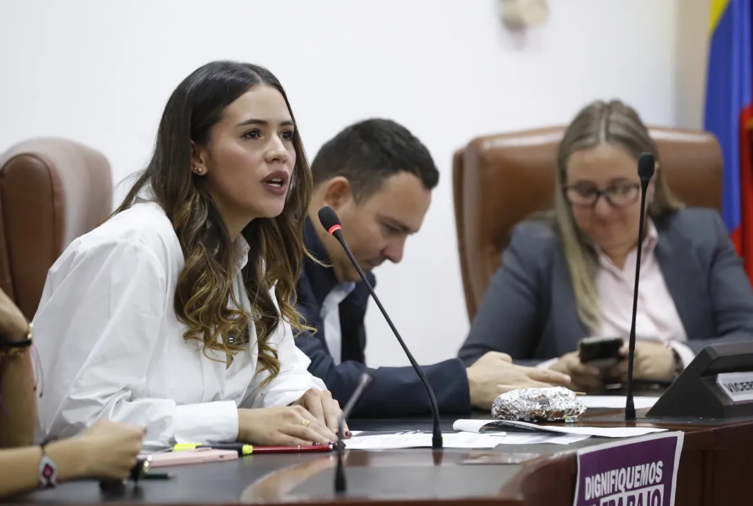 María Fernanda Carrascal  es representante del Pacto Histórico por Bogotá.