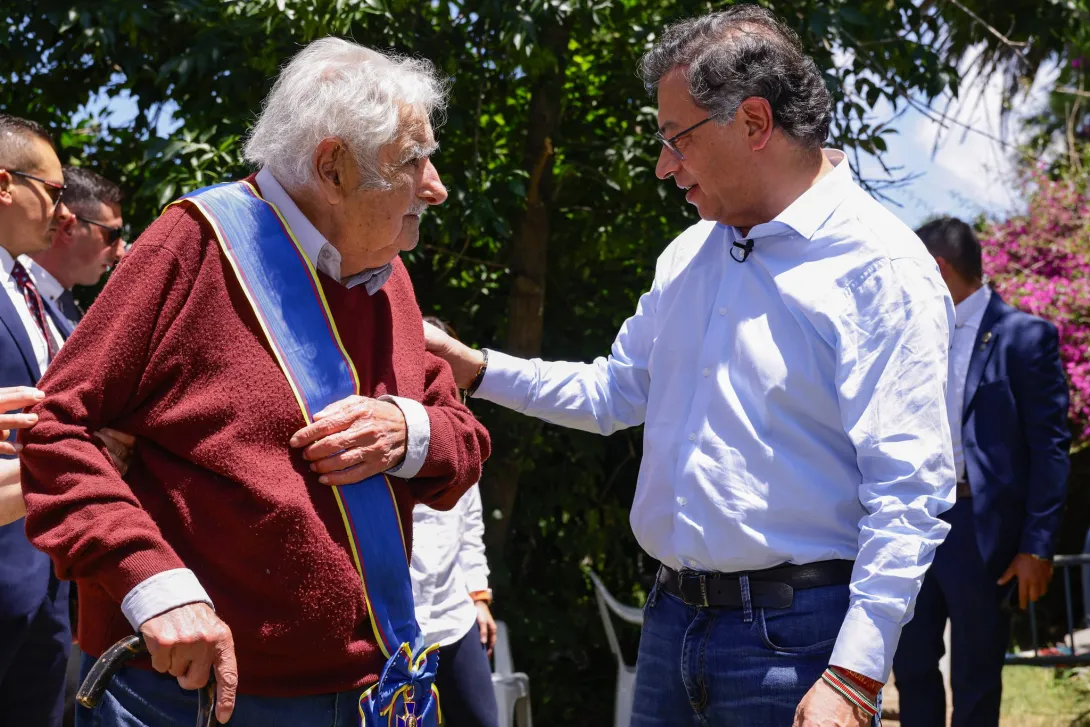 El presidente Gustavo Petro hizo un homenaje a Pepe Mujica.