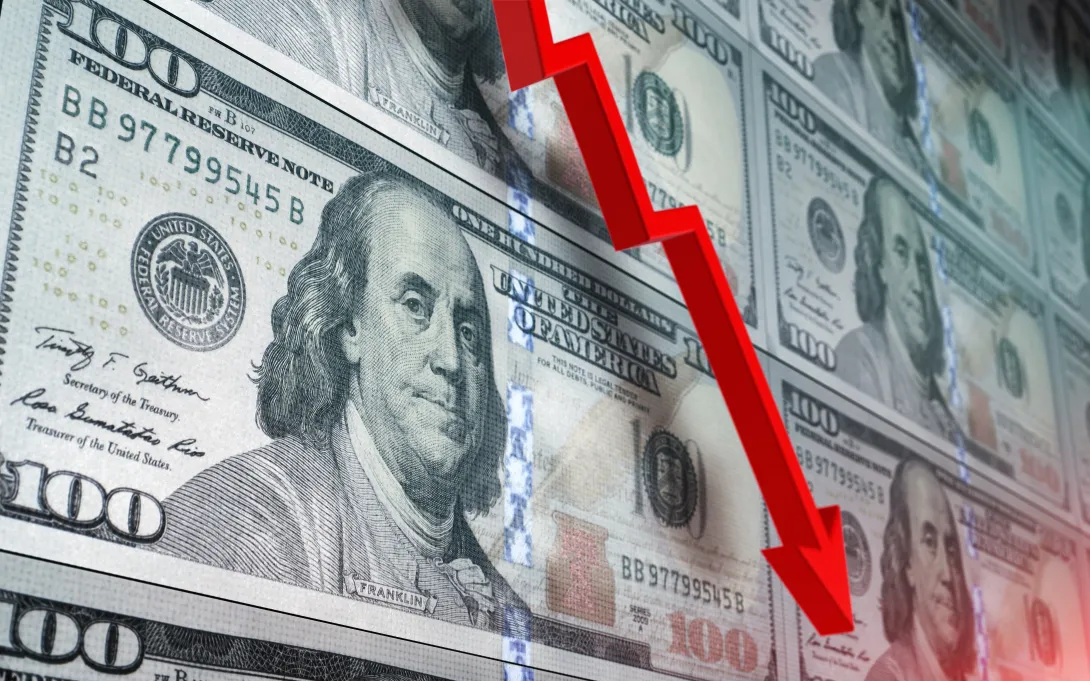 El dólar americano fluctúa a la baja este 9 de diciembre.