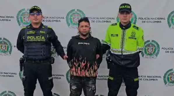 Cayó alias Pecho Paloma, señalado por los delitos de homicidio agravado y tráfico, fabricación o porte de armas de fuego.