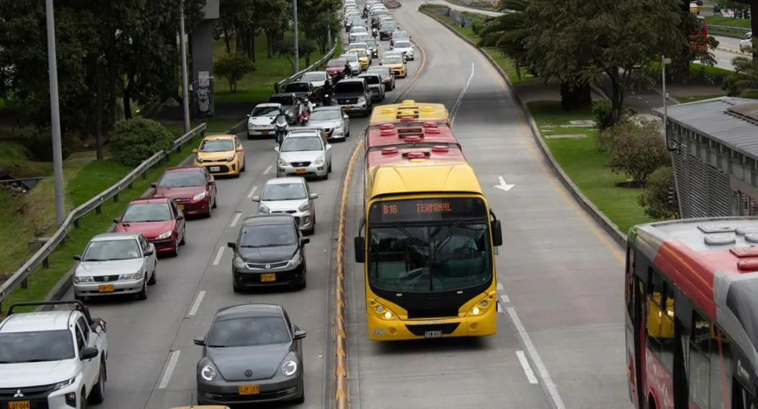 Noticias de carros en Colombia: la idea es que con ayuda del Banco de la República y el Gobierno Nacional, se ayude a que las personas adquieran carro.