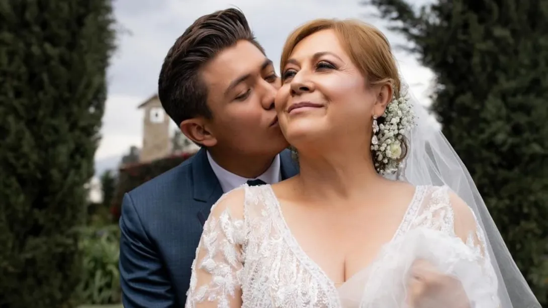 Alina Lozano y Jim Velásquez se dieron un tiempo de su matrimonio.