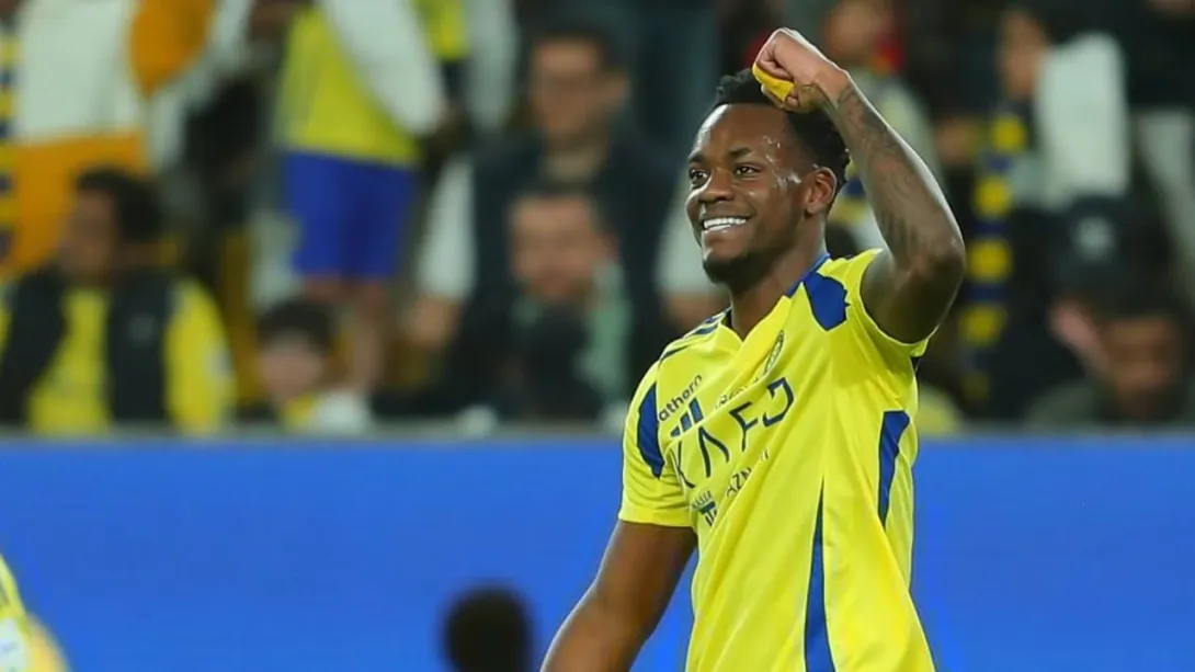 Jhon Jader Durán celebrando su primer gol con el Al-Nassr